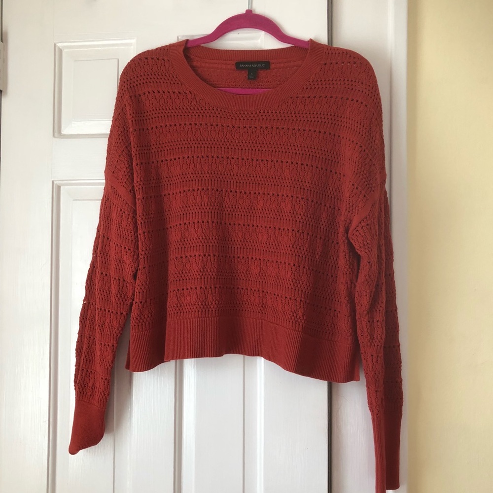 Banana Republic rust color cotton crop sweater
